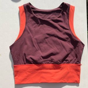 Lululemon Workout Top | Size 6 |
